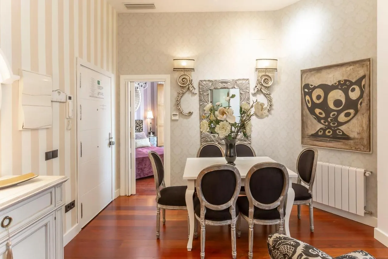 Giralda Sevilla Apartment