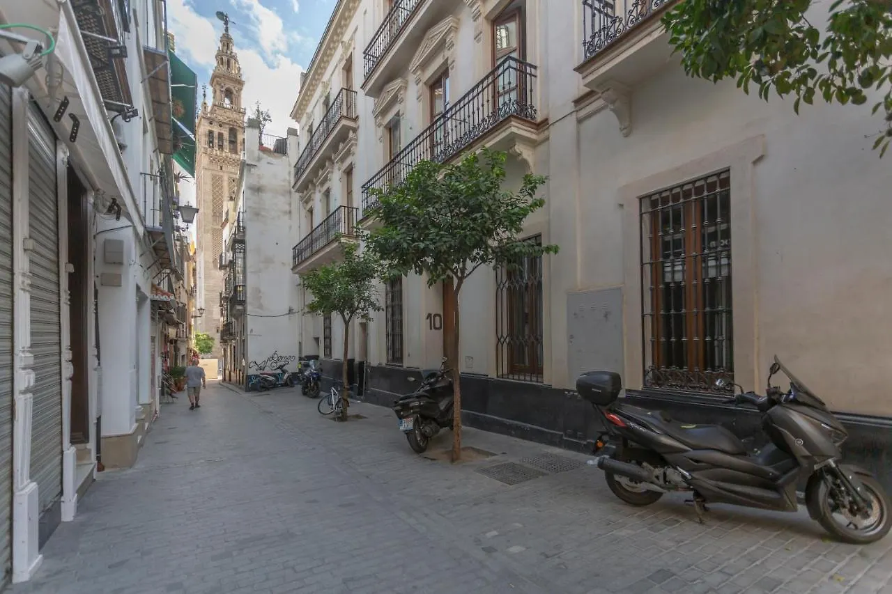 Giralda Sevilla Apartment