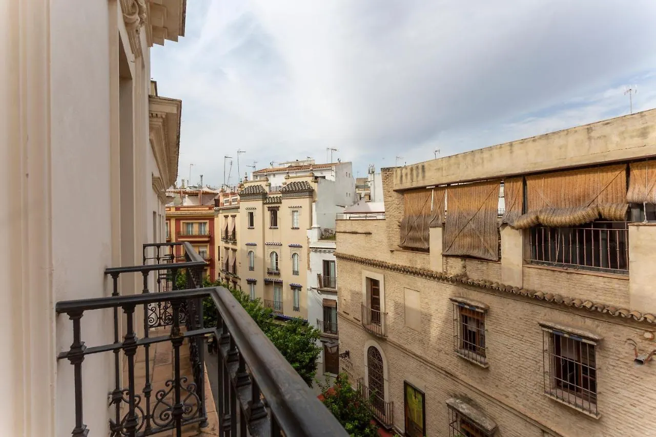Giralda Sevilla Apartment